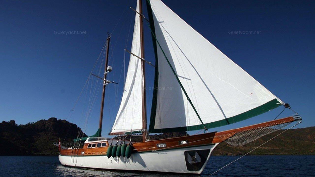 VOE-3 Segelyacht
