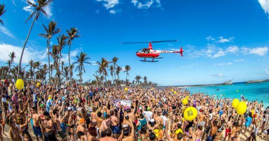 Crazy Beach Party Mykonos