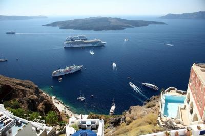 Curise To Santorini