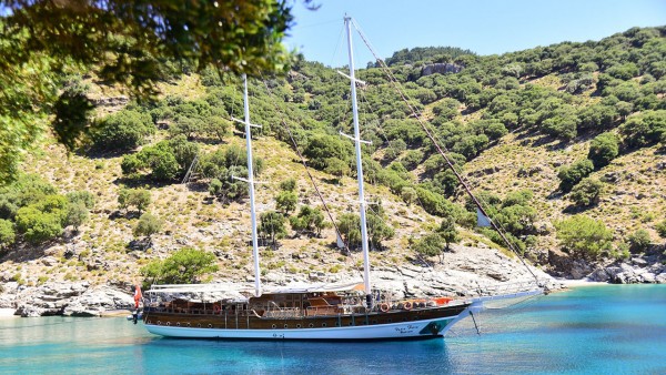 Gulet Ada Deniz