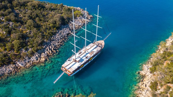 Gulet Admiral
