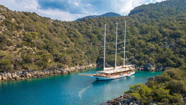 Gulet Admiral
