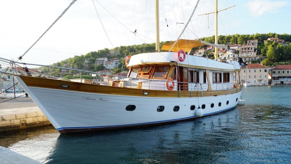 Gulet Adriatic Breeze