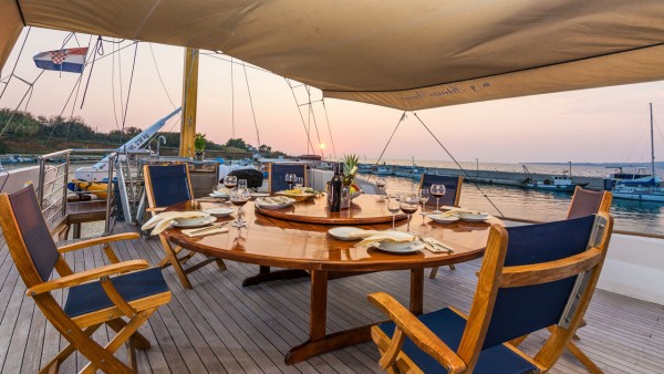 Gulet Adriatic Breeze