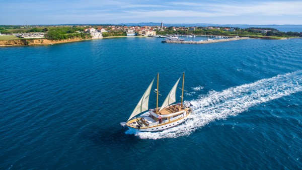 Gulet Adriatic Breeze