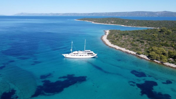 Segelyacht Bellezza