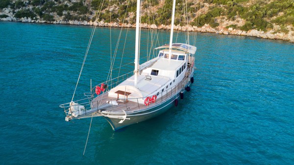 Gulet Beyaz Gul A