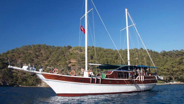 Gulet Beyaz Gul B