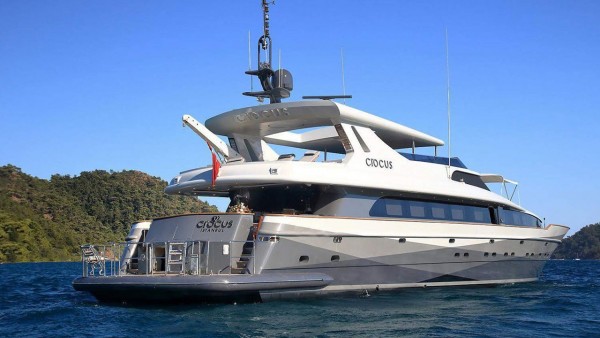 Motoryacht Crocus