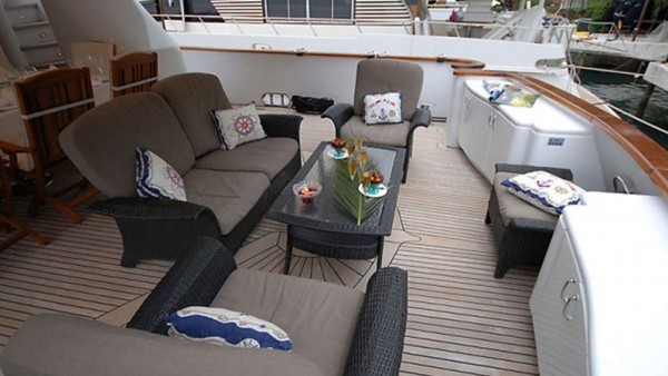 Motoryacht Crocus