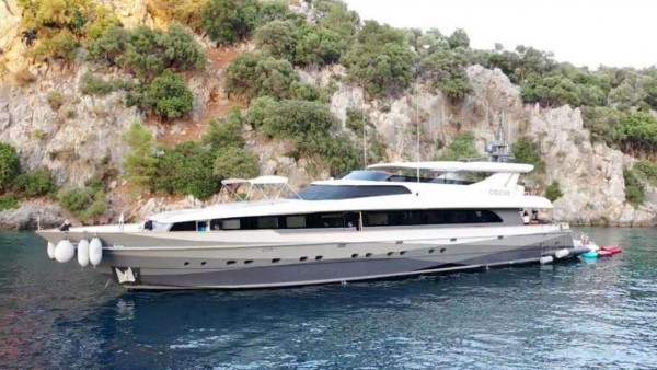 Motoryacht Crocus