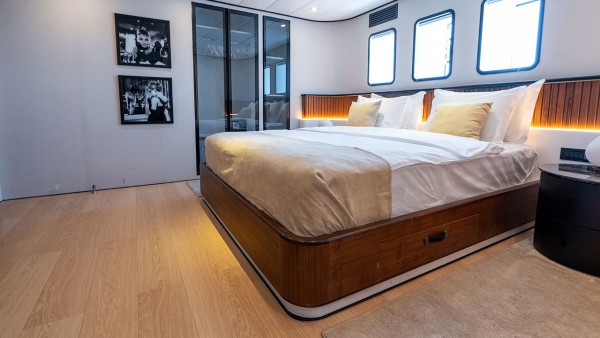 Segelyacht De Love