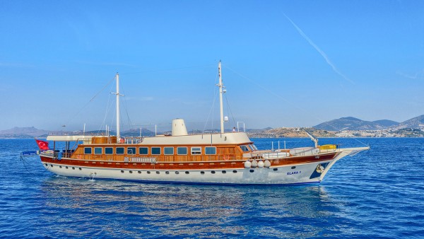 Gulet Elara 1