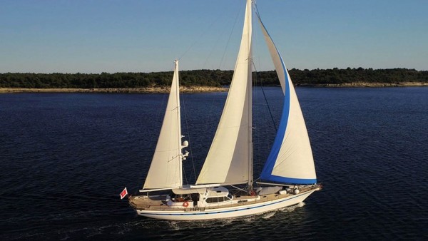 Free Wings Segelyacht