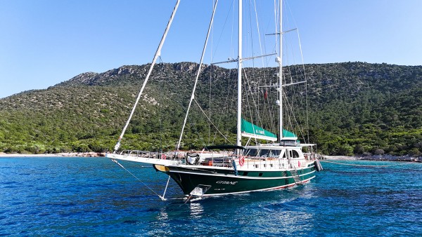 Segelyacht Gitane