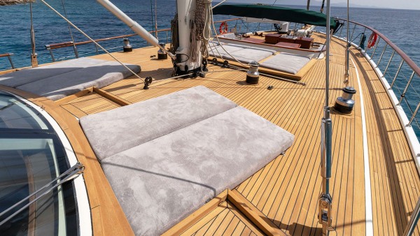 Segelyacht Gitane