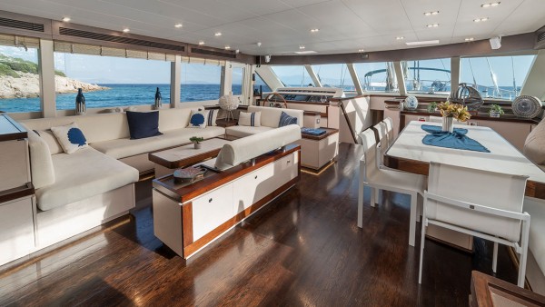 Segelyacht Gitane