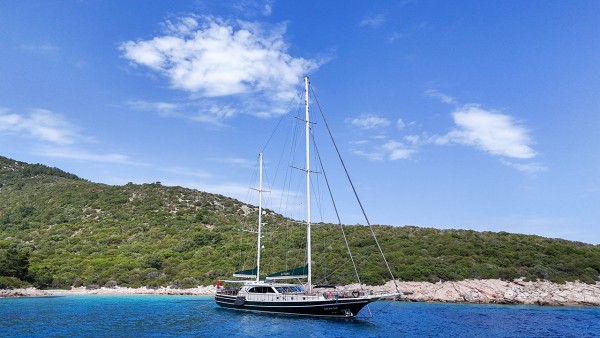 Segelyacht Gitane