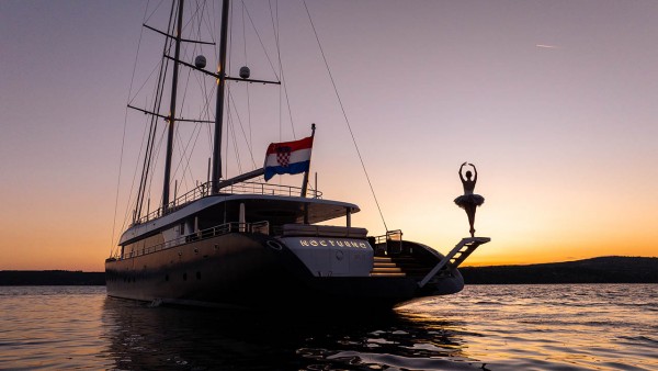 Segelyacht Nocturno