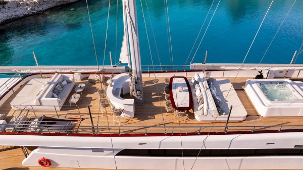 Segelyacht Nocturno