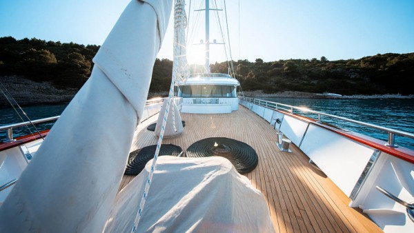 Segelyacht Nocturno