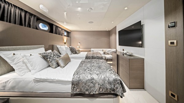 Segelyacht Nocturno