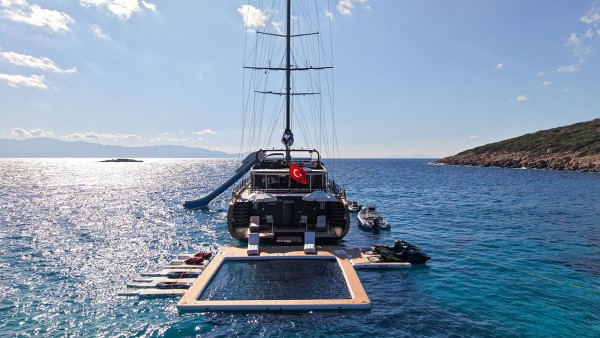 Segelyacht Oguz Khan