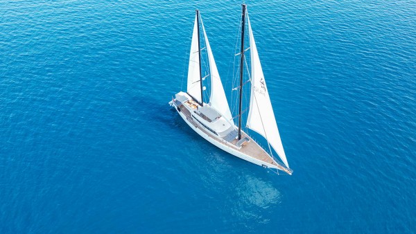 Segelyacht Sureyya