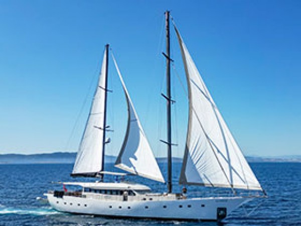 Sureyya Segelyacht