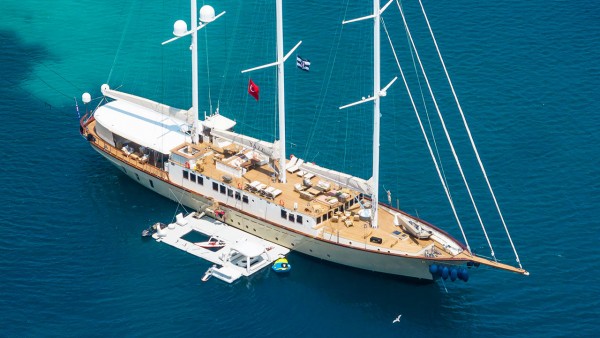 Yazz Segelyacht