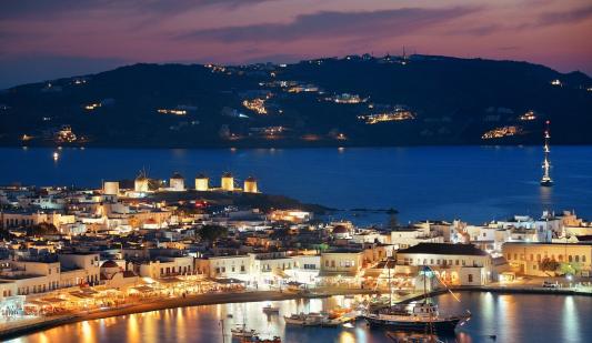 Luxury Yach Charter Mykonos
