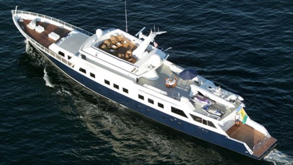 Motoryacht Aga 6