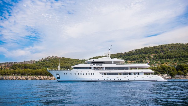 Motoryacht Alfa Mario