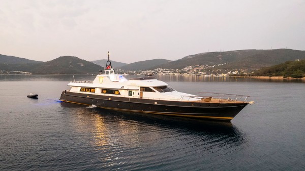 Alkonost Motoryacht