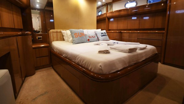 Motoryacht Azimut 65 Gokce