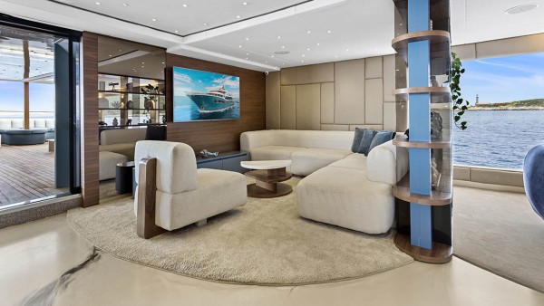 Motoryacht Bella