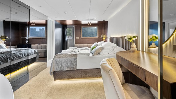 Motoryacht Bella