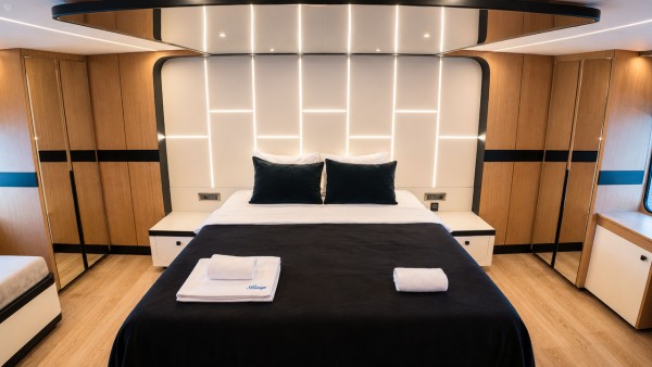 Motoryacht Beluga 1