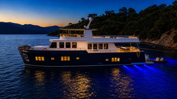 Motoryacht Beluga 1