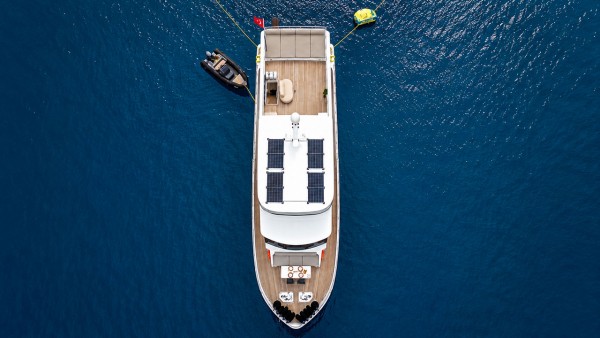 Motoryacht Beluga 1