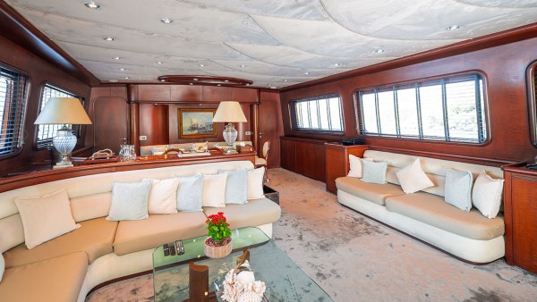Motoryacht Blues