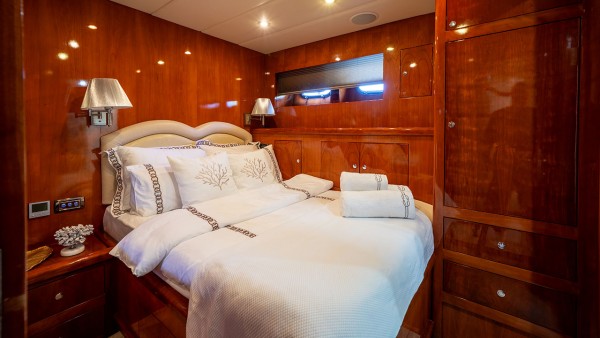 Motoryacht Coral