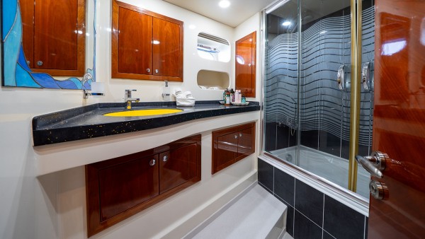 Motoryacht Coral