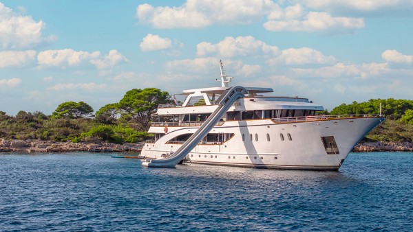 Motoryacht Cristal