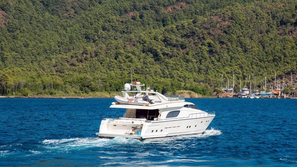 Motoryacht El Paradiso