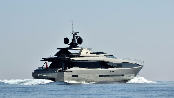 Motoryacht FX 38