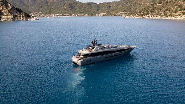 Motoryacht FX 38