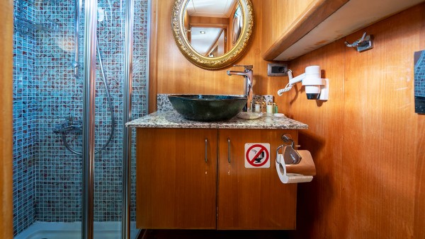 Motoryacht Golden Story