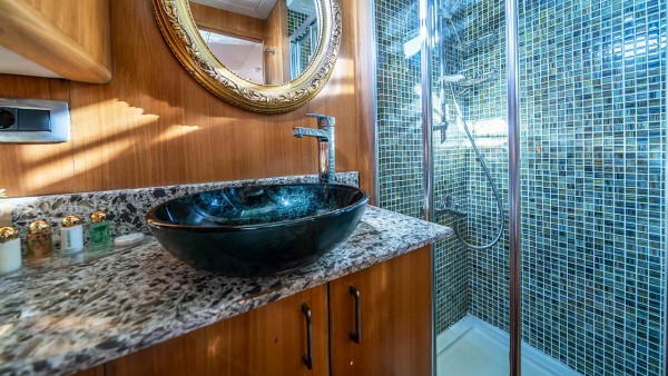 Motoryacht Golden Story