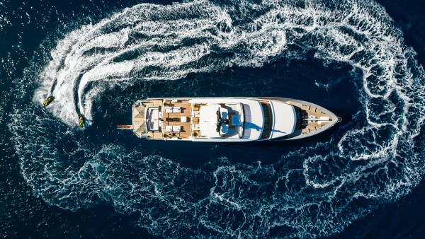 Motoryacht Illusion II